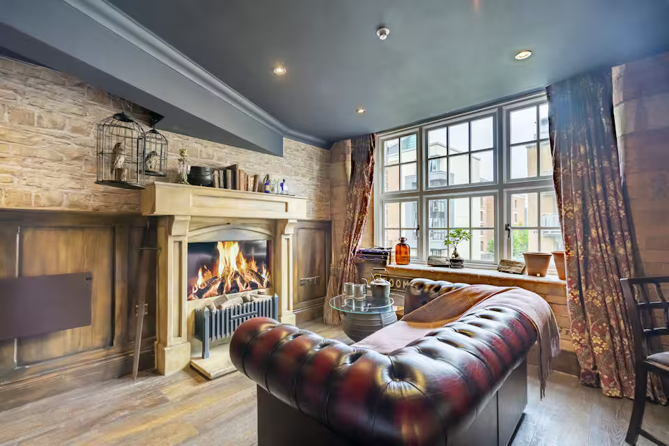The Enchanted Chamber | holiday letting provider York gallery image 11