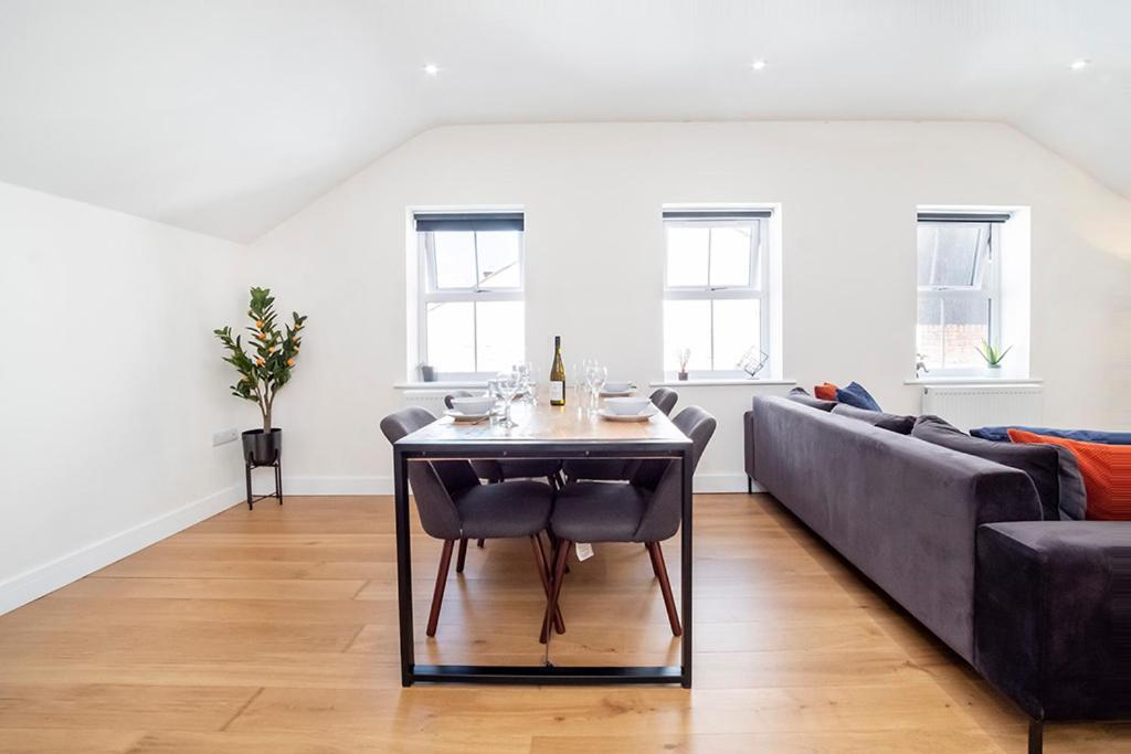 Granville House Apartment 21C | holiday letting provider York gallery image 3