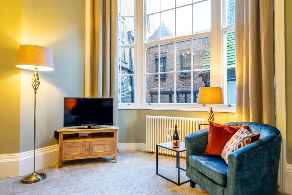 2 Rowntree House | holiday letting provider York gallery image 6