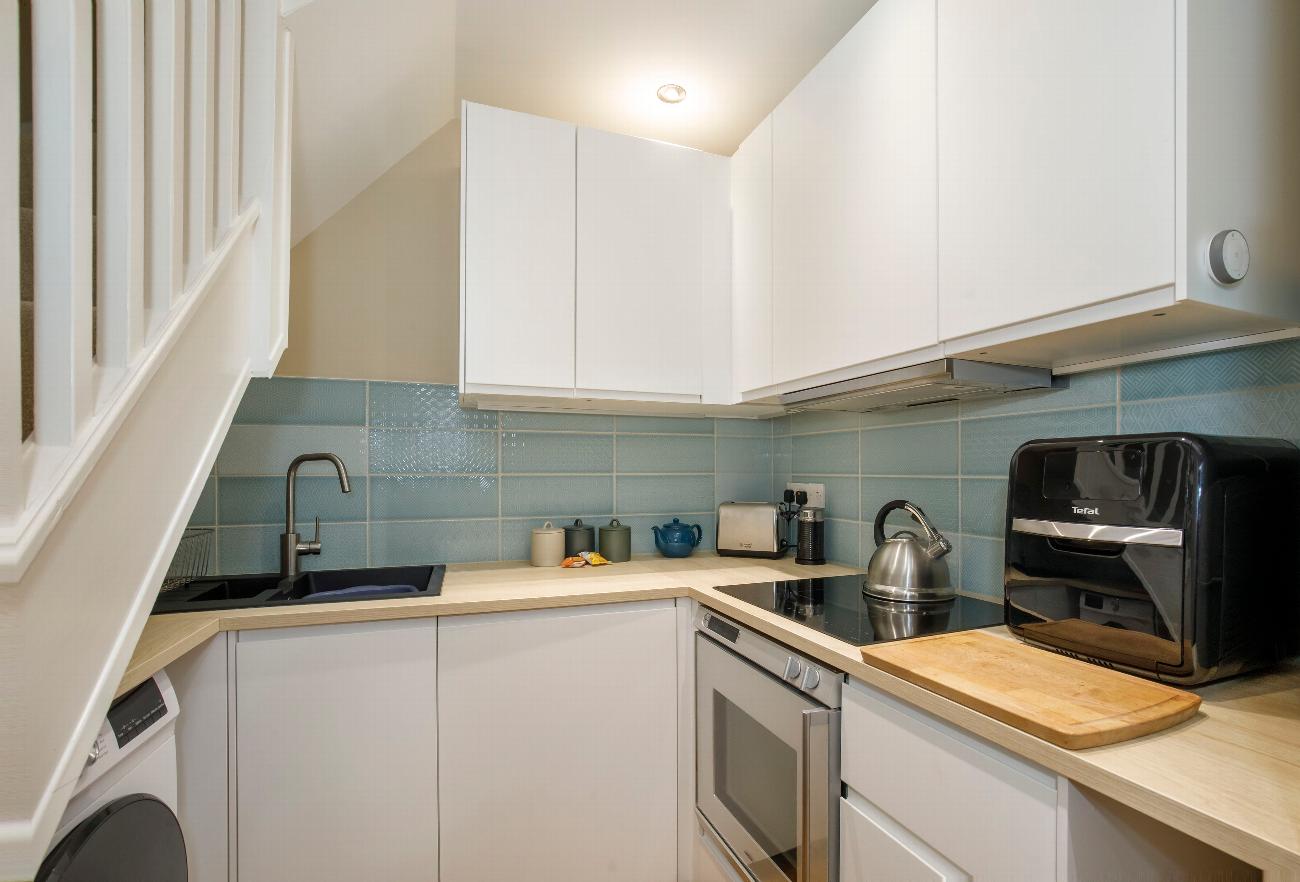 The Old Bike Shop, Stylish Duplex Holiday Let in York gallery image 3